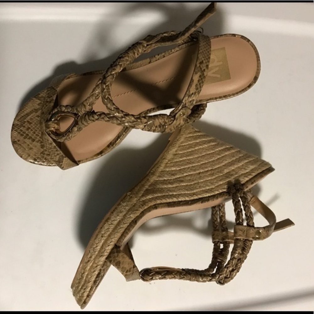DV by Dolce Vita Thaalia Taupe Espadrille wedges